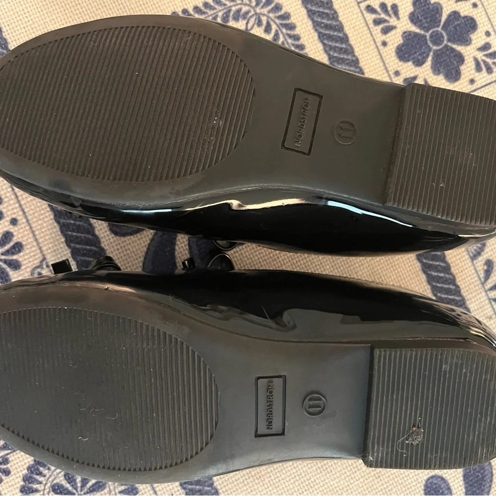 Nordstrom Black Flats with Patent Finish - Picture 3 of 3